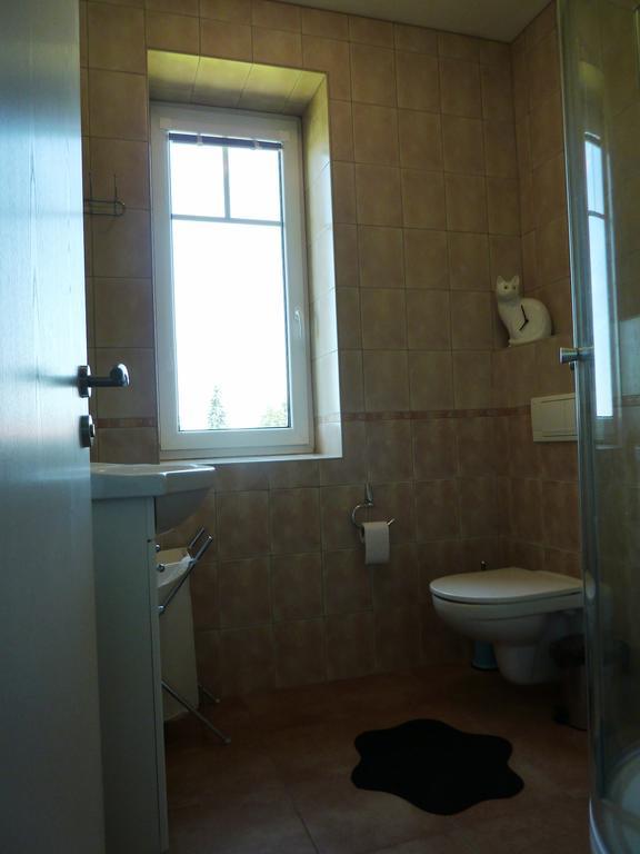 B&B En Mini-Camping Pension Kidafo Libun Экстерьер фото