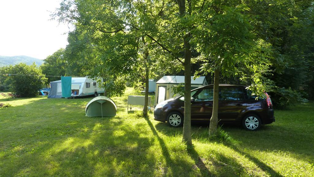 B&B En Mini-Camping Pension Kidafo Libun Экстерьер фото
