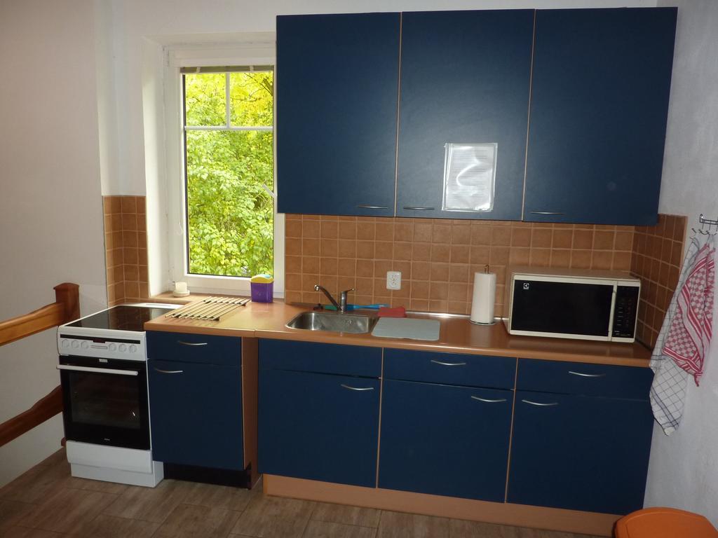 B&B En Mini-Camping Pension Kidafo Libun Экстерьер фото
