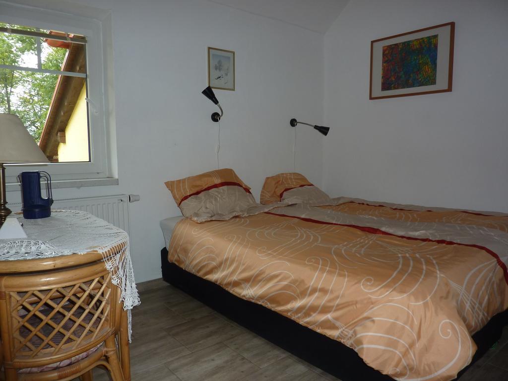 B&B En Mini-Camping Pension Kidafo Libun Экстерьер фото