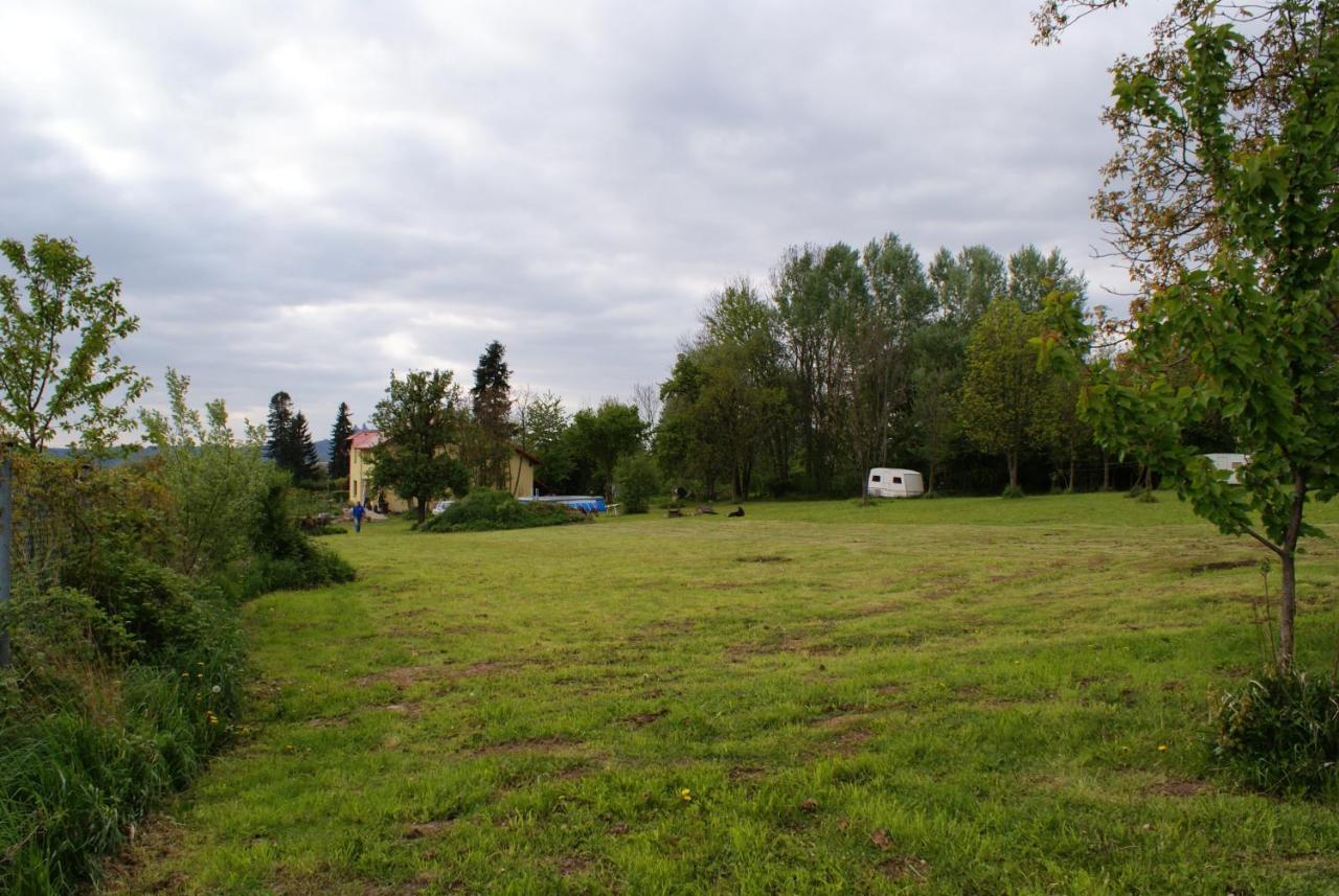 B&B En Mini-Camping Pension Kidafo Libun Экстерьер фото